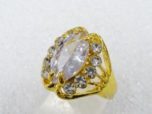 クリスタル　指輪(12号)